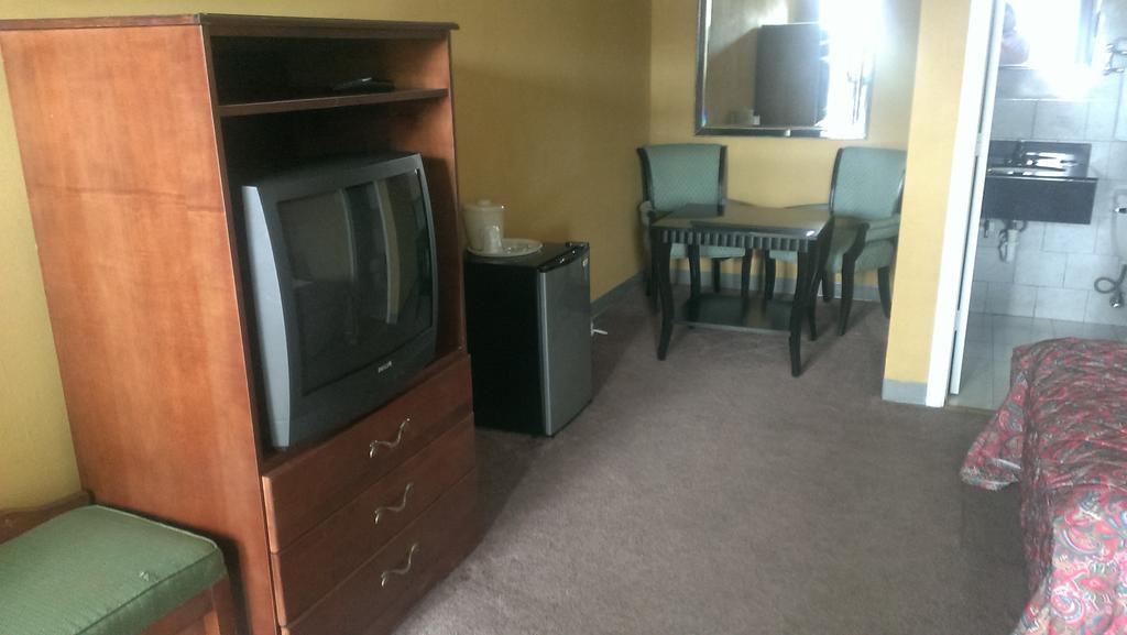 Naugatuck Motor Lodge חדר תמונה